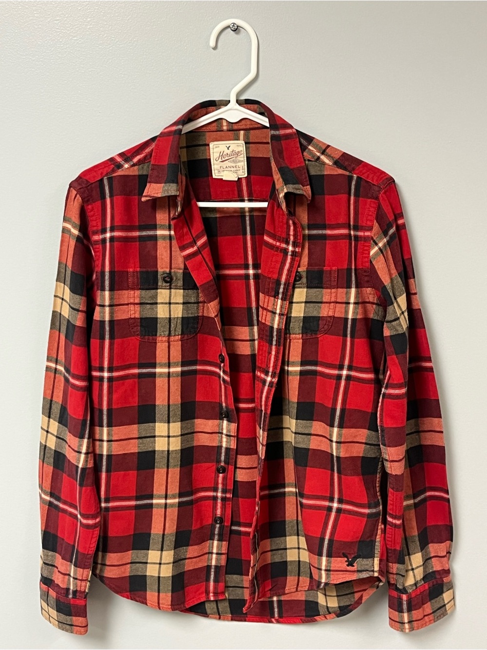 American Eagle Outfitters Red Black Tan Plaid Button-Down Shirt